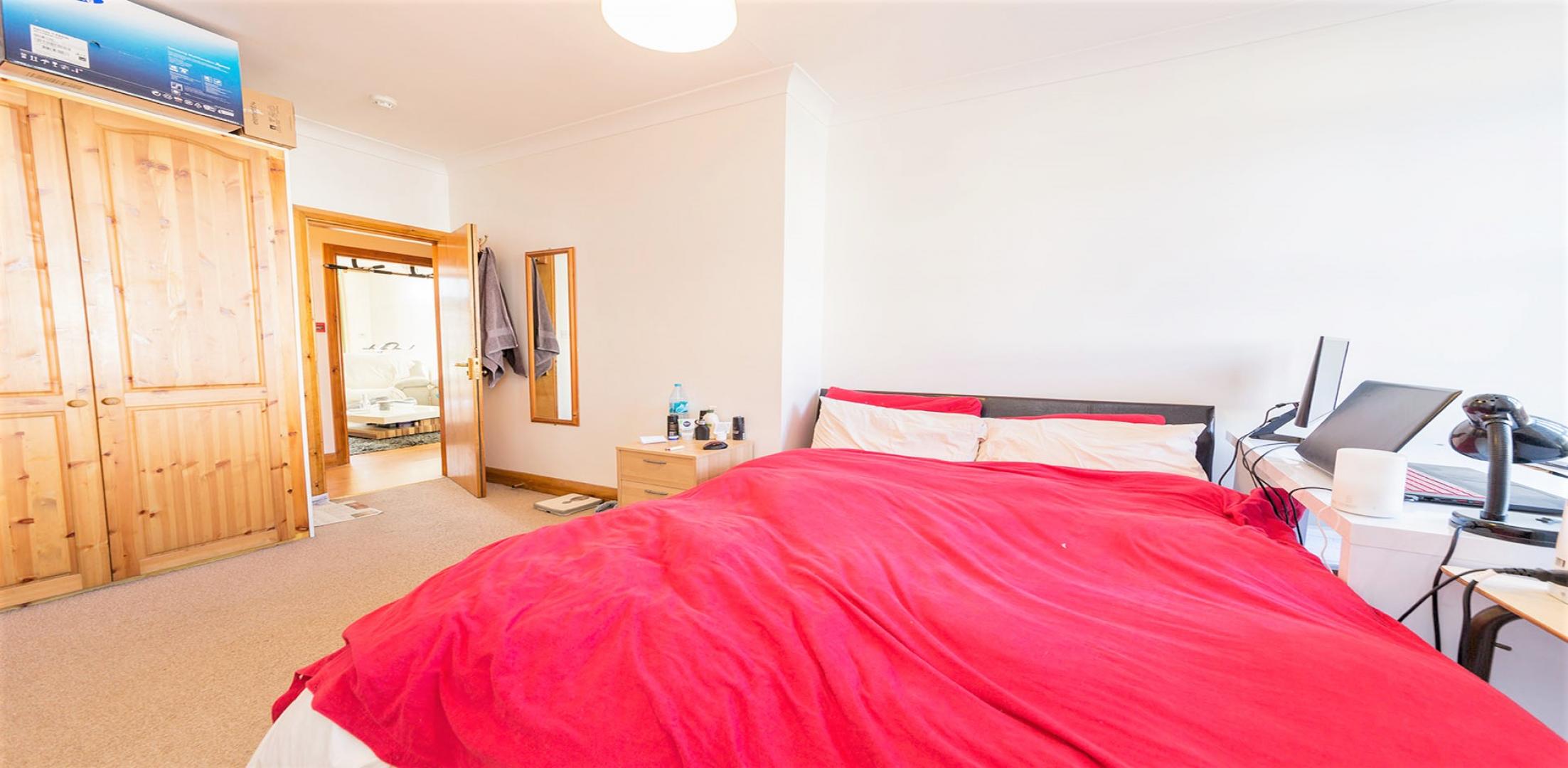 			PRIVATE GARDEN, 1 Bedroom, 1 bath, 1 reception Flat			 Grosvenor Gardens, WILLESDEN GREEN